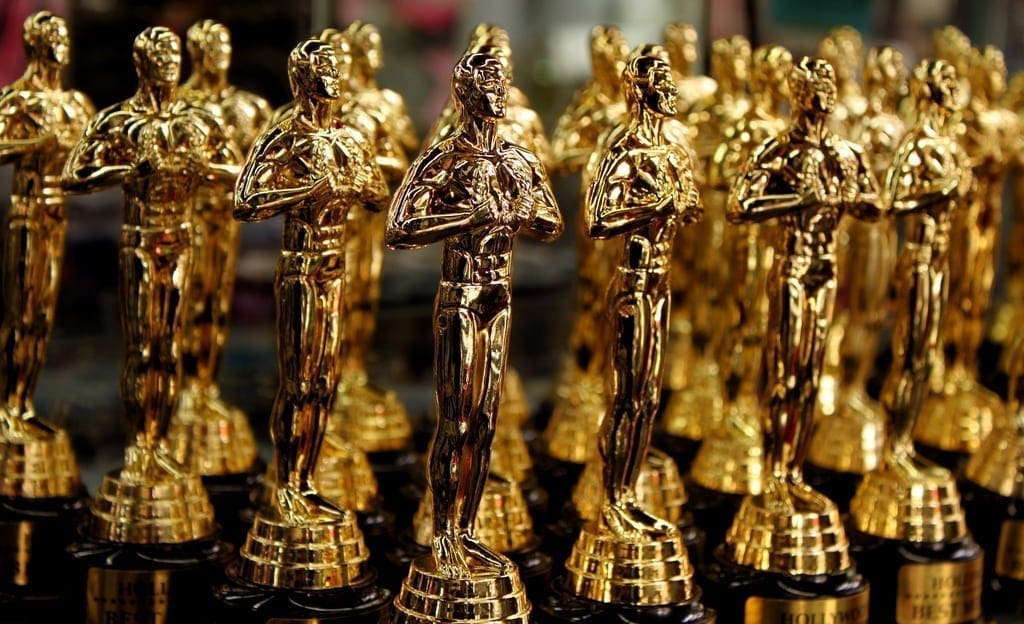 CIA Goes Glam, Tweets Oscars to Delight of Elite Media