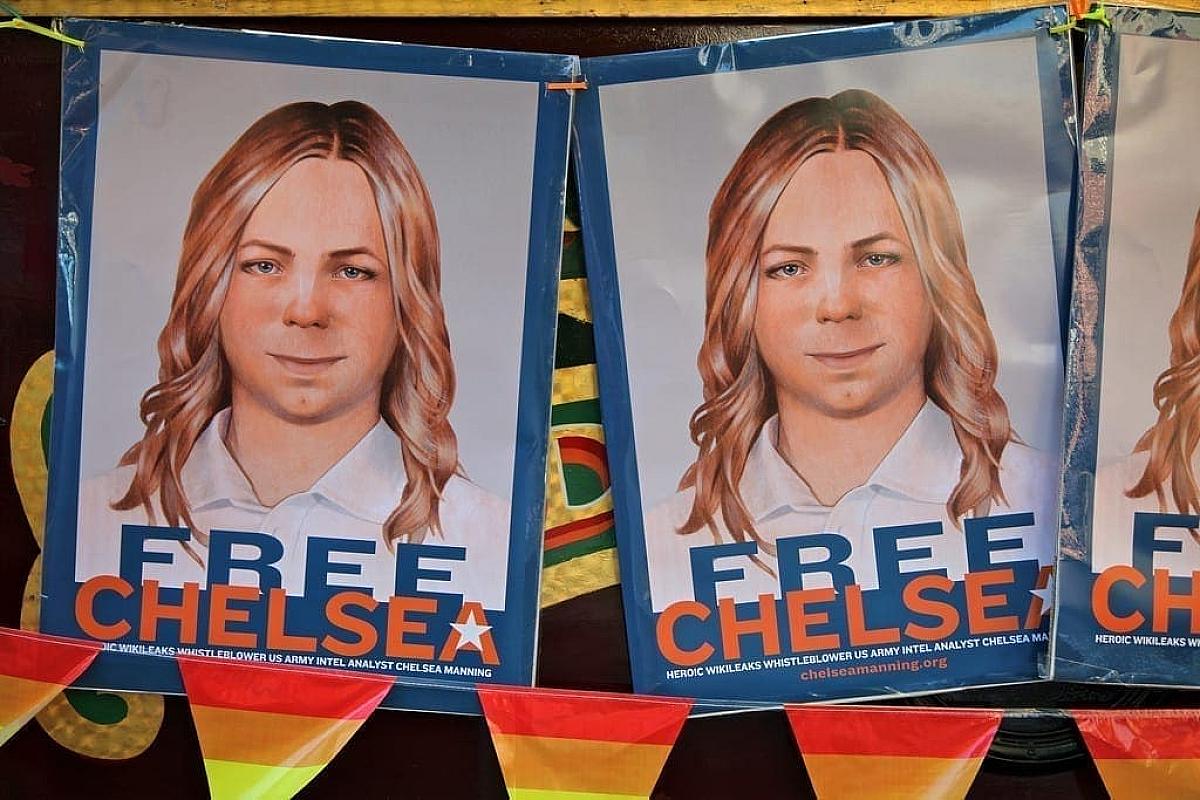 Feds Arrest Chelsea Manning Over Secret WikiLeaks Court Case