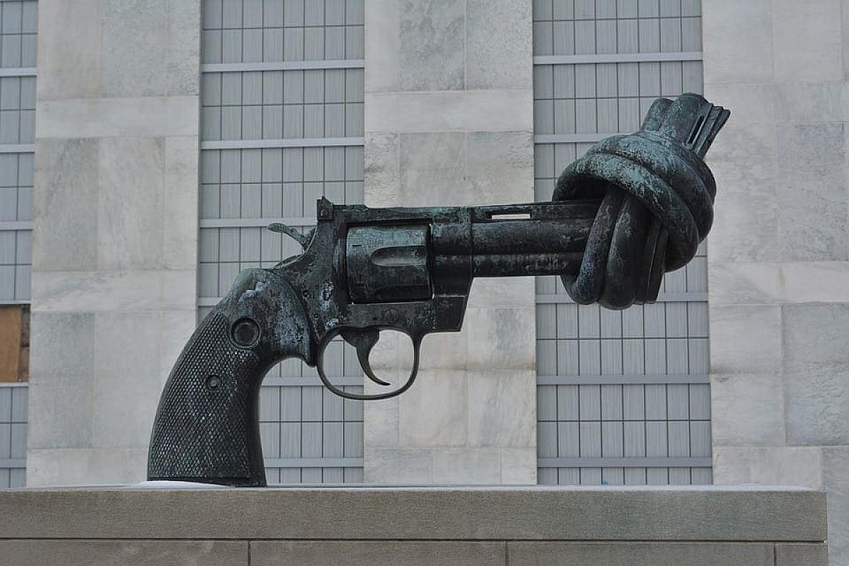 Walmart's New Gun Policy Fuels Culture War Instead of Compromise