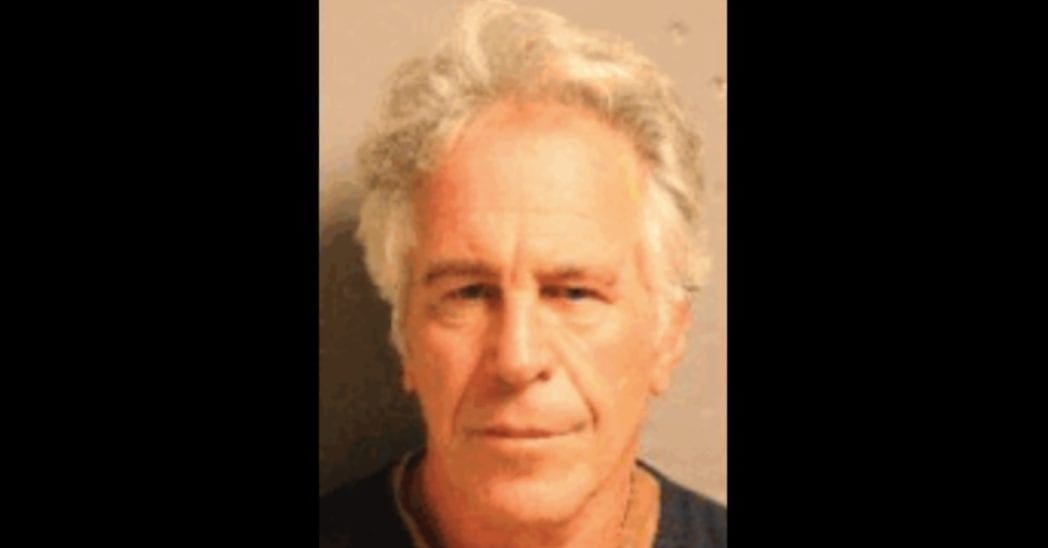 Jeffrey Epstein ‘Suicide’ Stumps Expert Pathologist, Case May Be Reopened